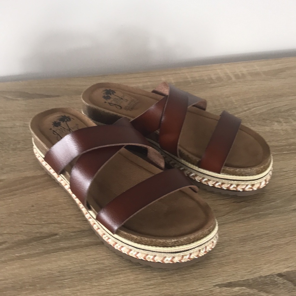 jellypop platform sandals